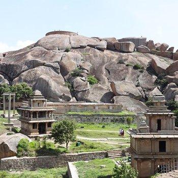 Chitradurga Fort, Monuments of Karnataka