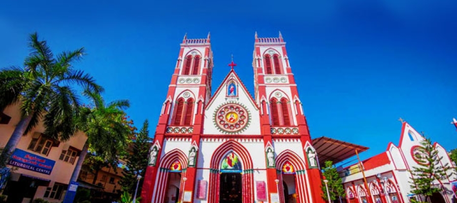 10 Best Churches To Visit In Karnataka During Christmas