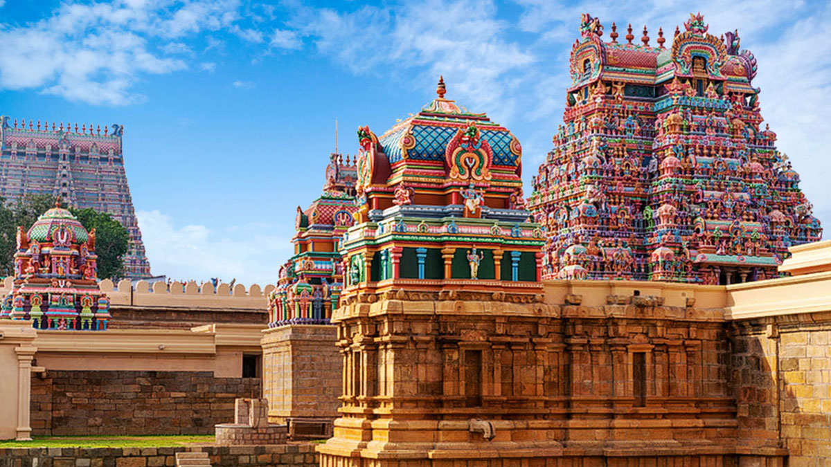 A magnificent view of Sri Ranganthaswamy Temple in Srirangam.